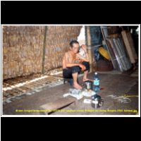 12376 107 Langhaus Stamm Bifdayuh bei Kuting Malaysia 2006 Sarawak.jpg